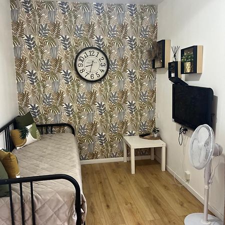 Cosy Appartement Nid De Reve Aubervilliers Exterior foto